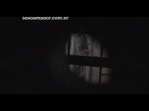 ❤️ Blondie hè videoregistrata in segretu da un voyeur di u quartieru nascostu daretu à i mattoni cavi ❌ Porno anale à co.hentaisun.ru ﹏